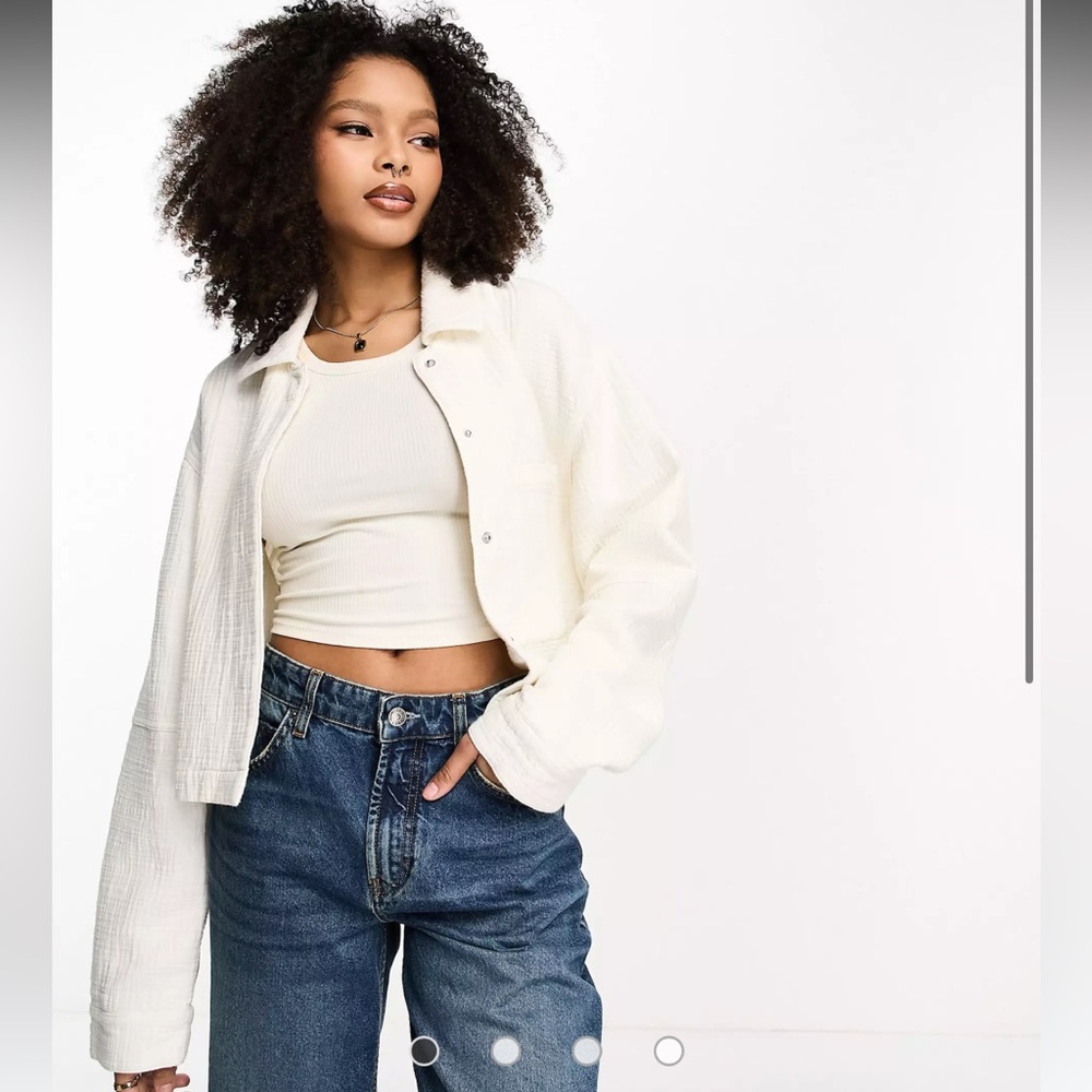 ASOS DESIGN cropped textured shirt jacket in white size 14